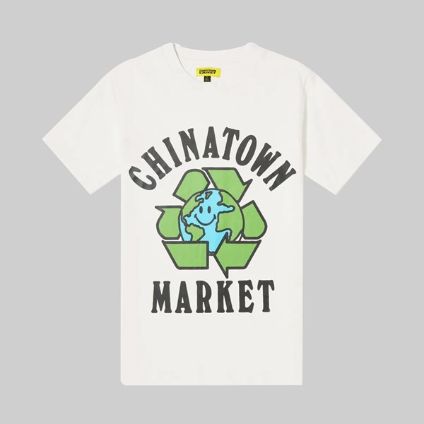CHINATOWN MARKET RECYCLE GLOBAL SS T-SHIRT CREAM 