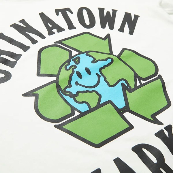 CHINATOWN MARKET RECYCLE GLOBAL SS T-SHIRT CREAM 